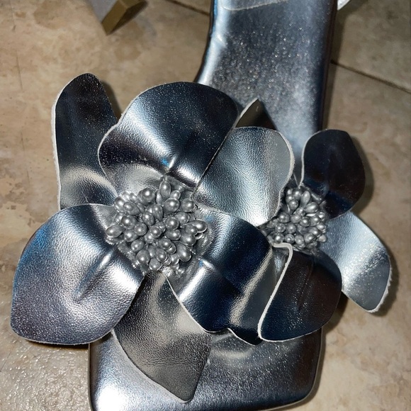 DREAM PAIRS Women's Flower Wedding Heels Cute Square Toe Size 7.5 - Picture 9 of 11